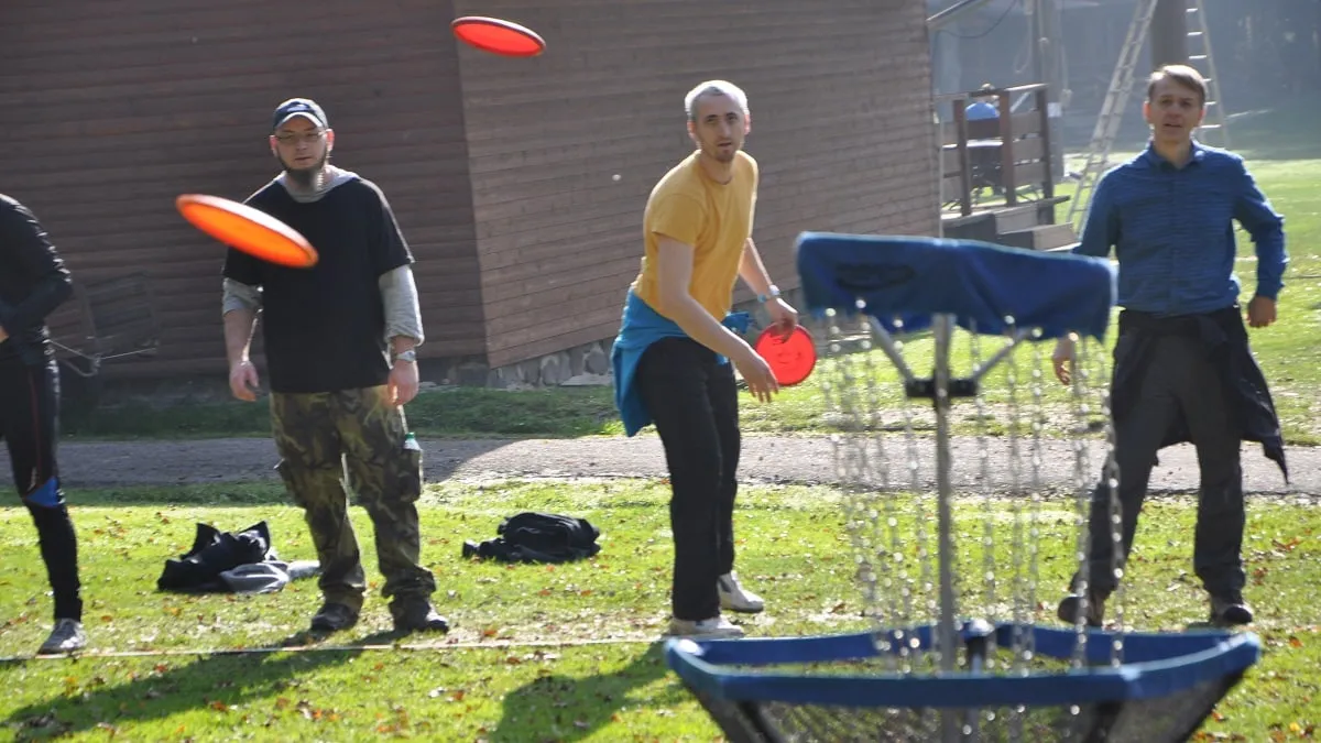 Disk golf venku