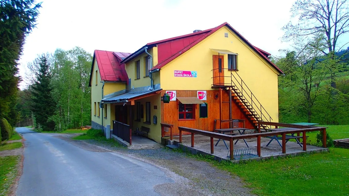 Chata Stará Škola im Sommer